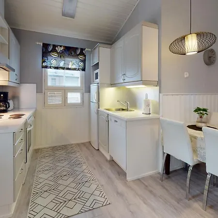 Merimaisema 8 アパート *